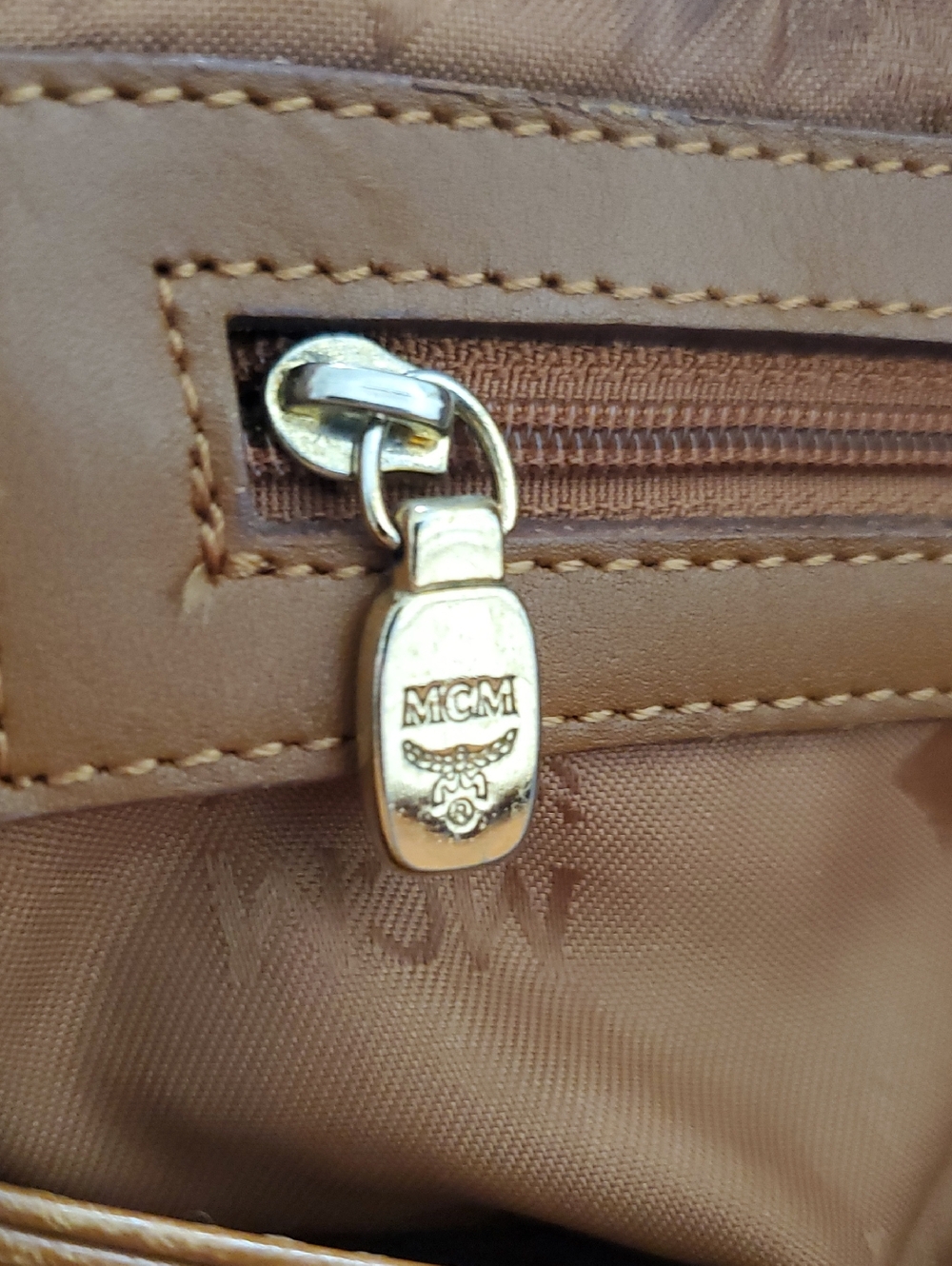 Vintage MCM Milla Cognac Visetos Leather Dual-Pocket Tite Bag🤎 - Picture 15 of 16
